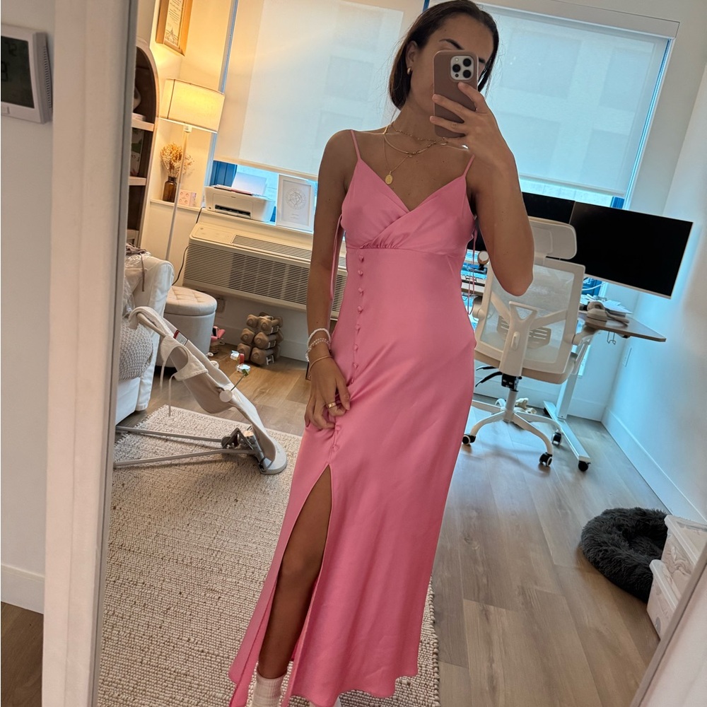 Never Worn- Zara pink one slit satin dress